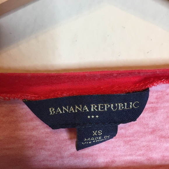 Banana Republic red top - Picture 3 of 3